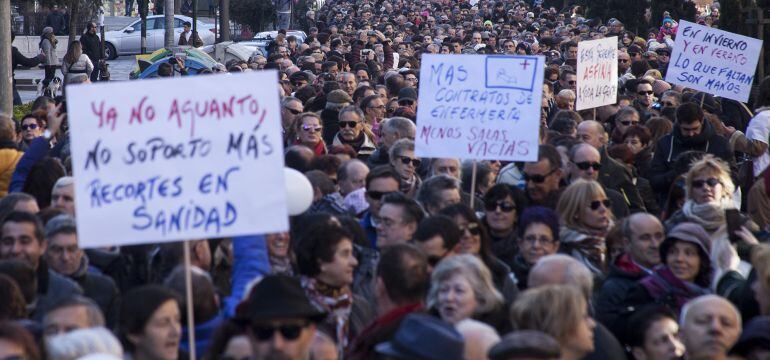 &#039;Marea blanca&#039; por las calles de Salamanca en defensa de la Sanidad Pública. Enero de 2022.