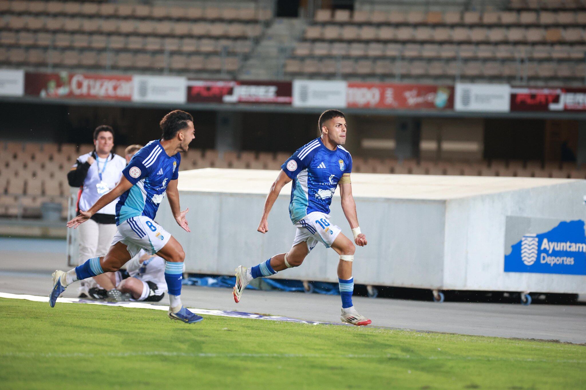 Charaf celebra el gol de la victoria ante La Deportiva Minera