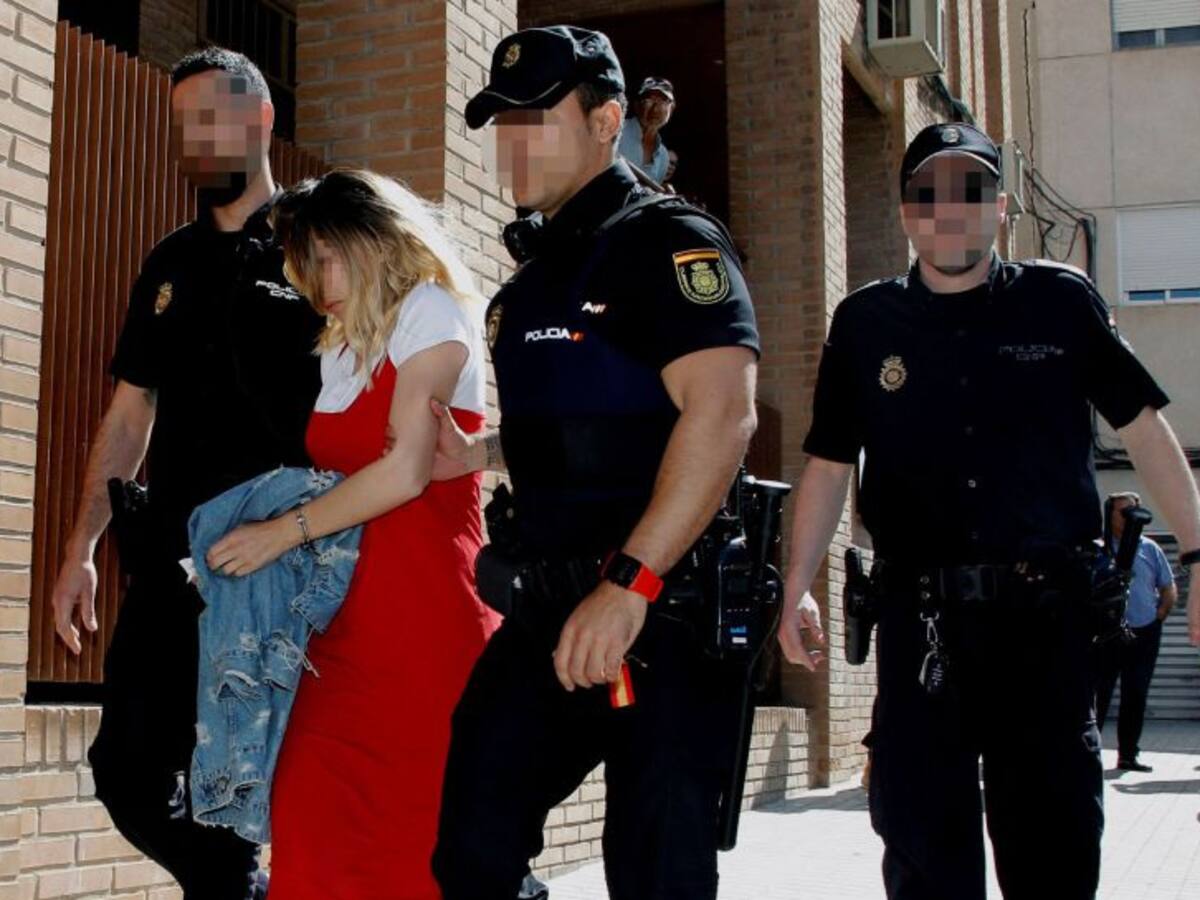 La detenida por el asesinato del niño de Elda ingresará en prisión provisional, comunicada y sin fianza