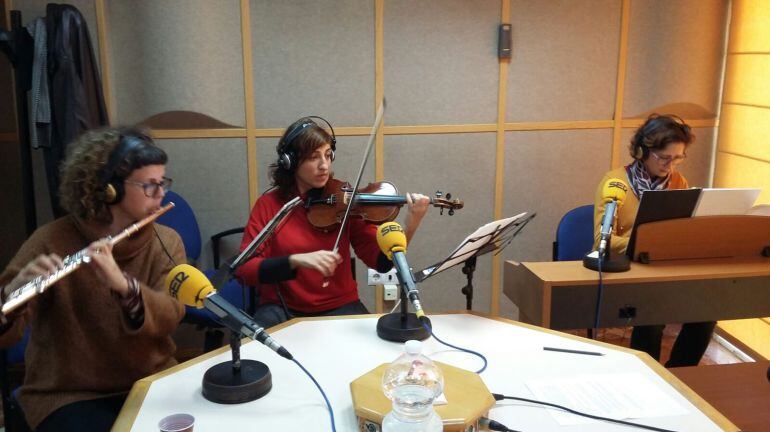 Trío Mecánica Clásica