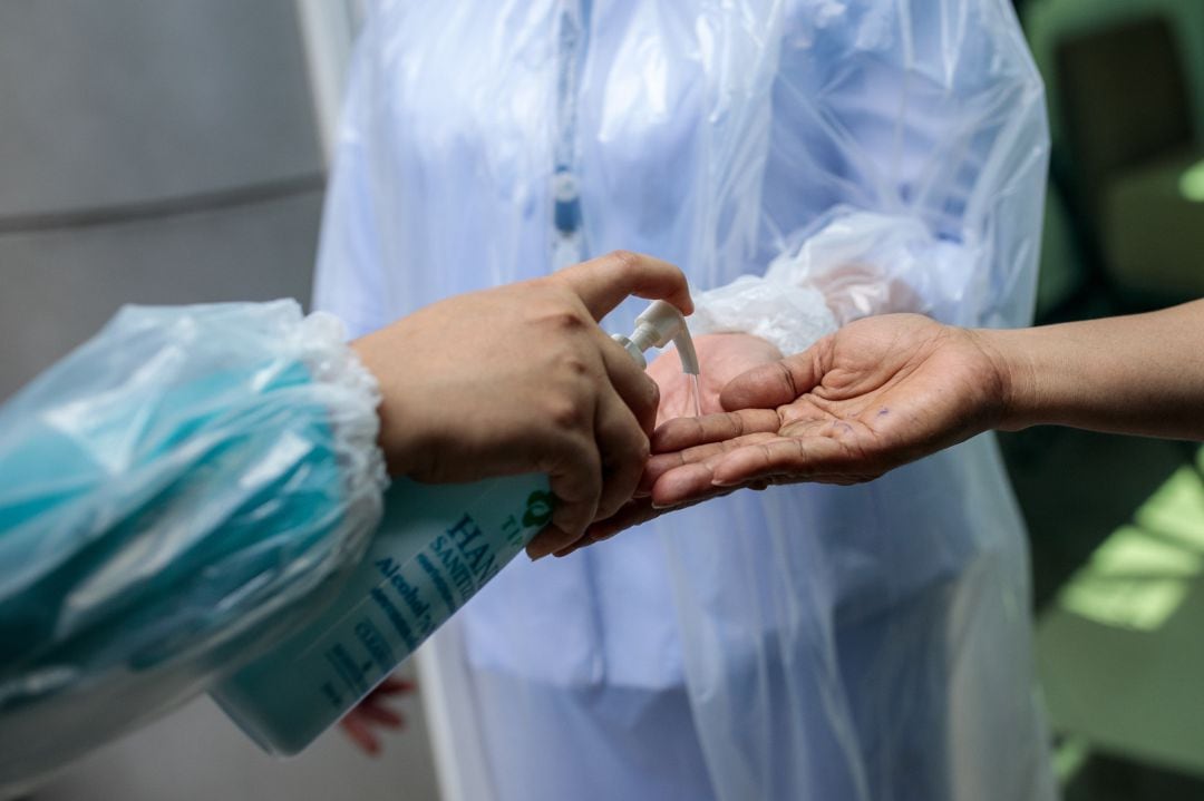 El gel hidroalcohólico no podrá superar desde hoy el precio máximo marcado por el Ministerio de Sanidad