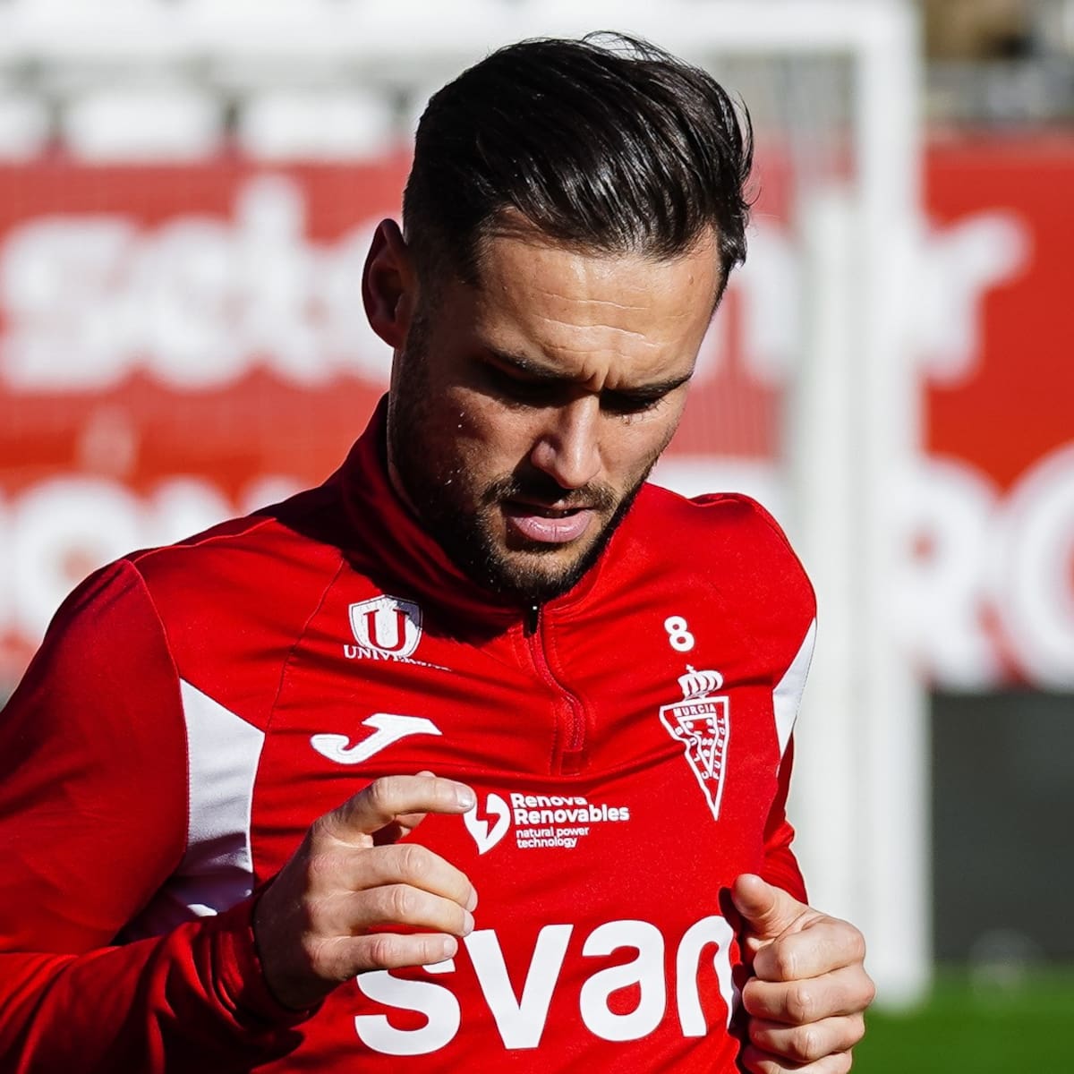 El Real Murcia le comunica a Alex Schalk que tiene que salir