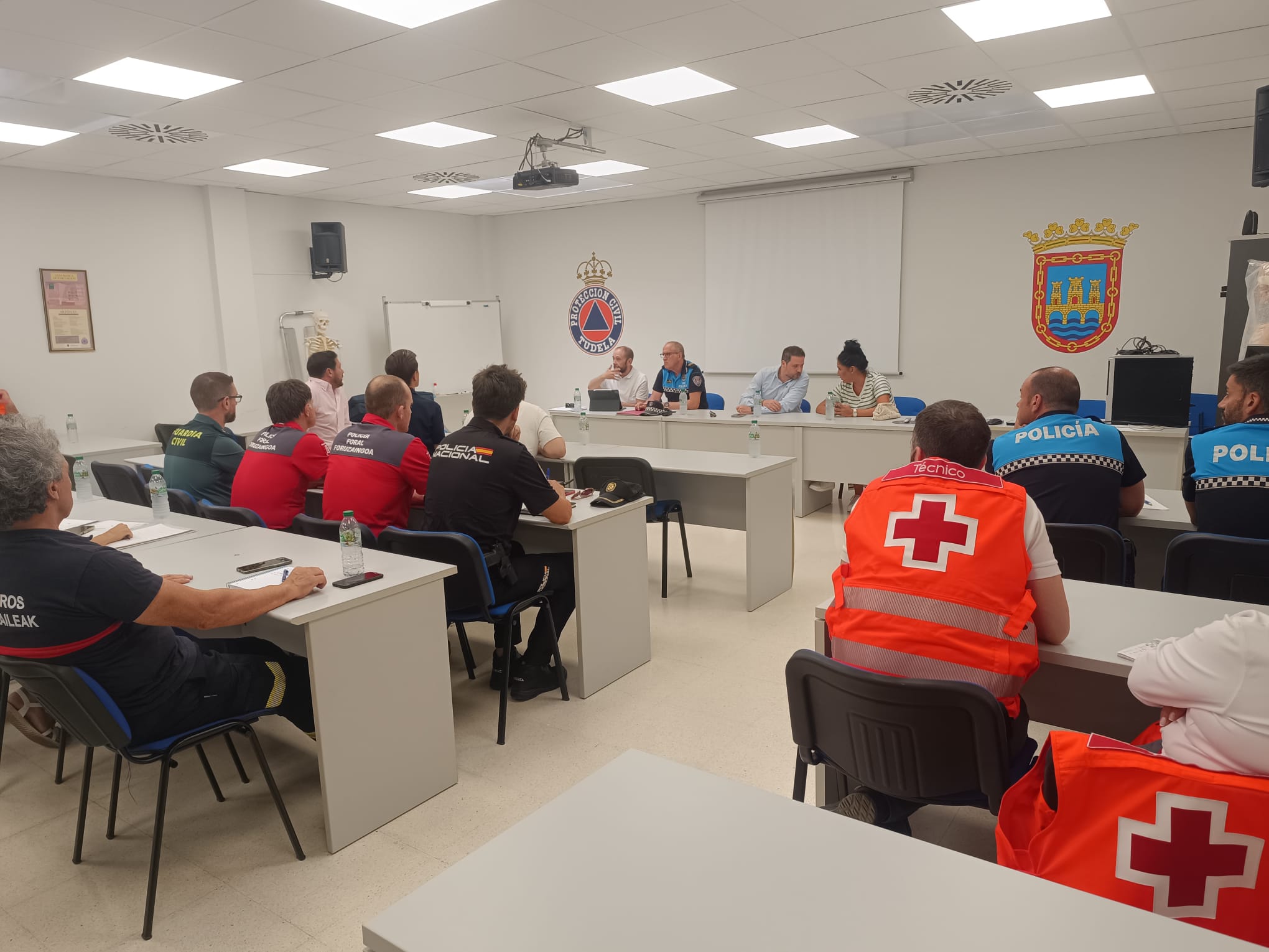 Reunión del CECOPAL previa a las Fiestas de Santa 2025