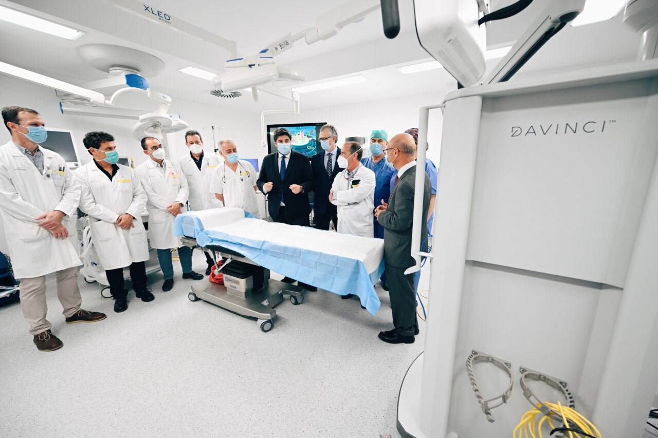 López Miras inaugura las nuevas instalaciones del hospital Morales Meseguer