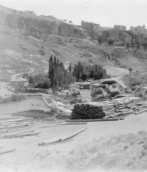 Maderadas en el río Júcar.