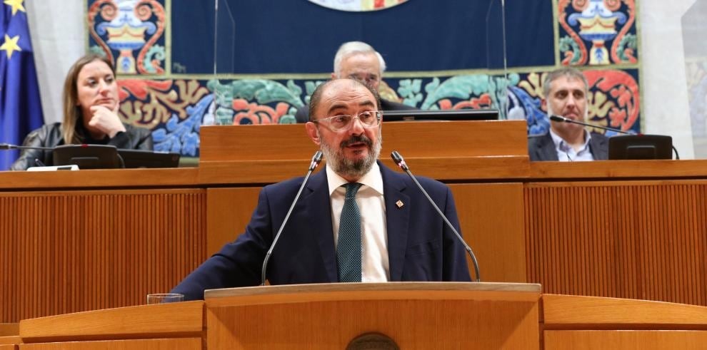 El presidente de Aragón, Javier Lambán, durante el debate sobre el estado de la comunidad