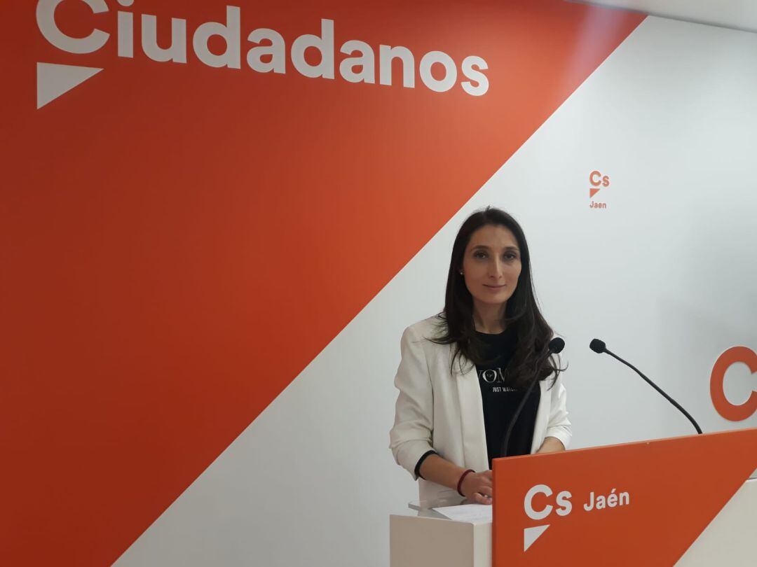 Mónica Moreno en una rueda de prensa