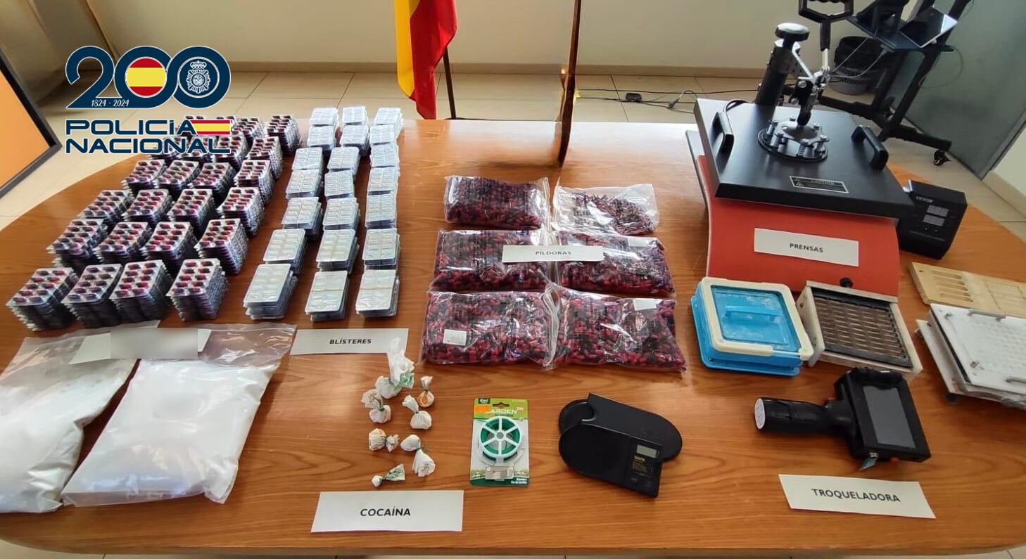 La Policía Nacional desmantela en Manises un laboratorio clandestino de elaboración de fármacos para la disfunción eréctil
