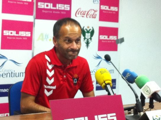 Fran Alcoy, entrenador del Talavera