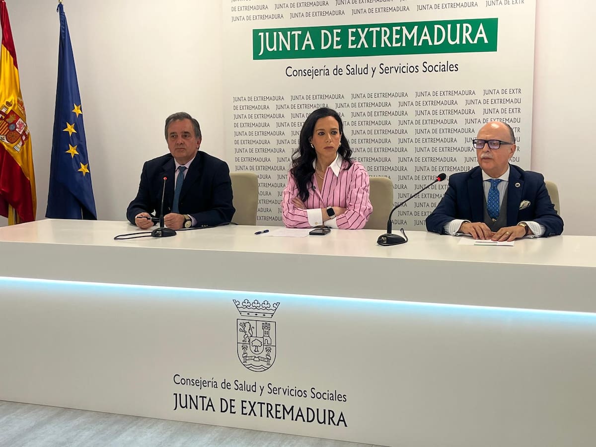 Sanidad convocará un concurso de méritos para cubrir plazas vacantes de especialistas médicos tras la oposición