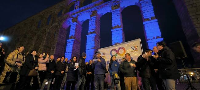 Segovia se suma al Día Mundial del Autismo