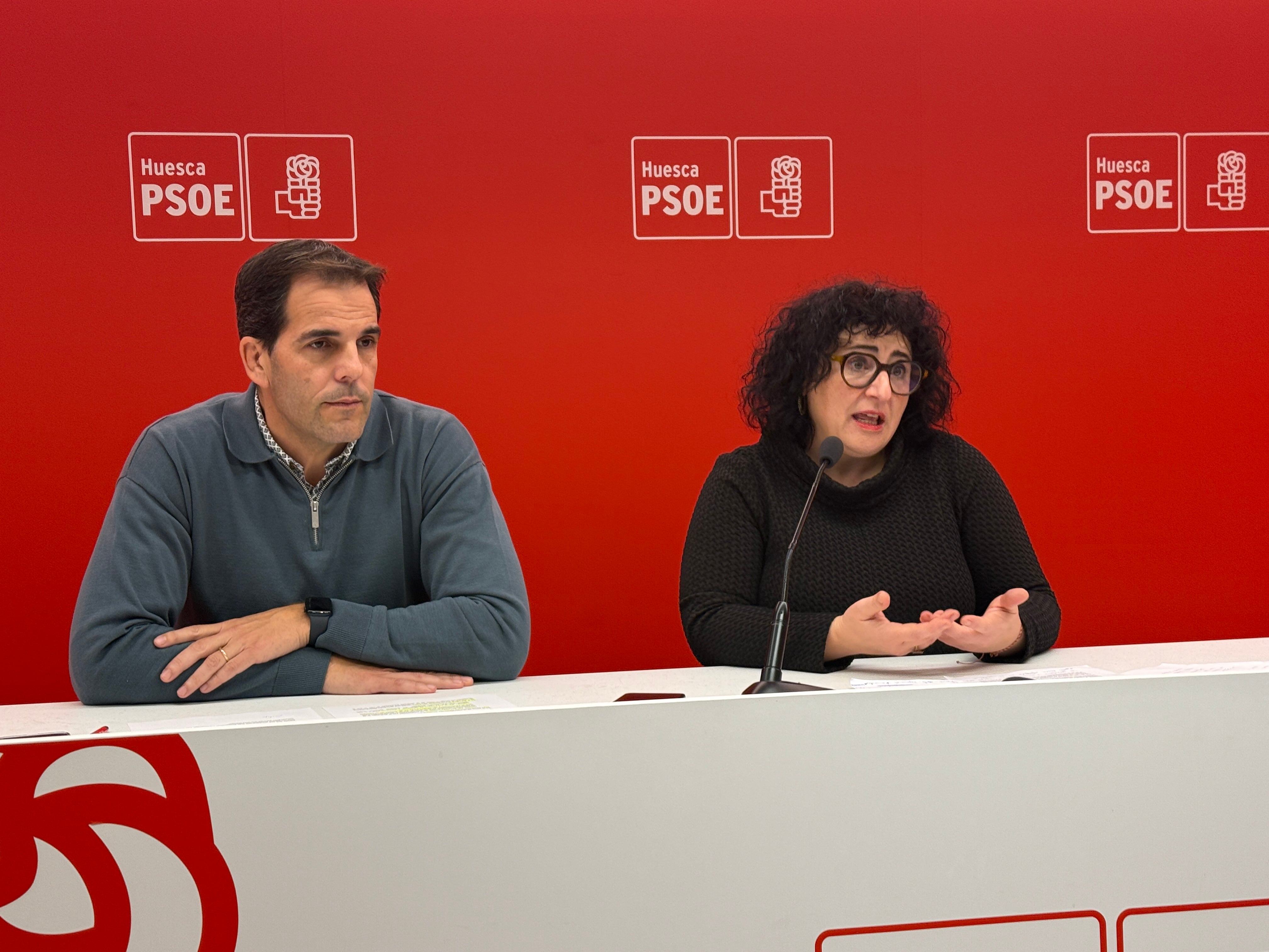 Daniel Gracia y Gemma Betorz en la rueda de prensa