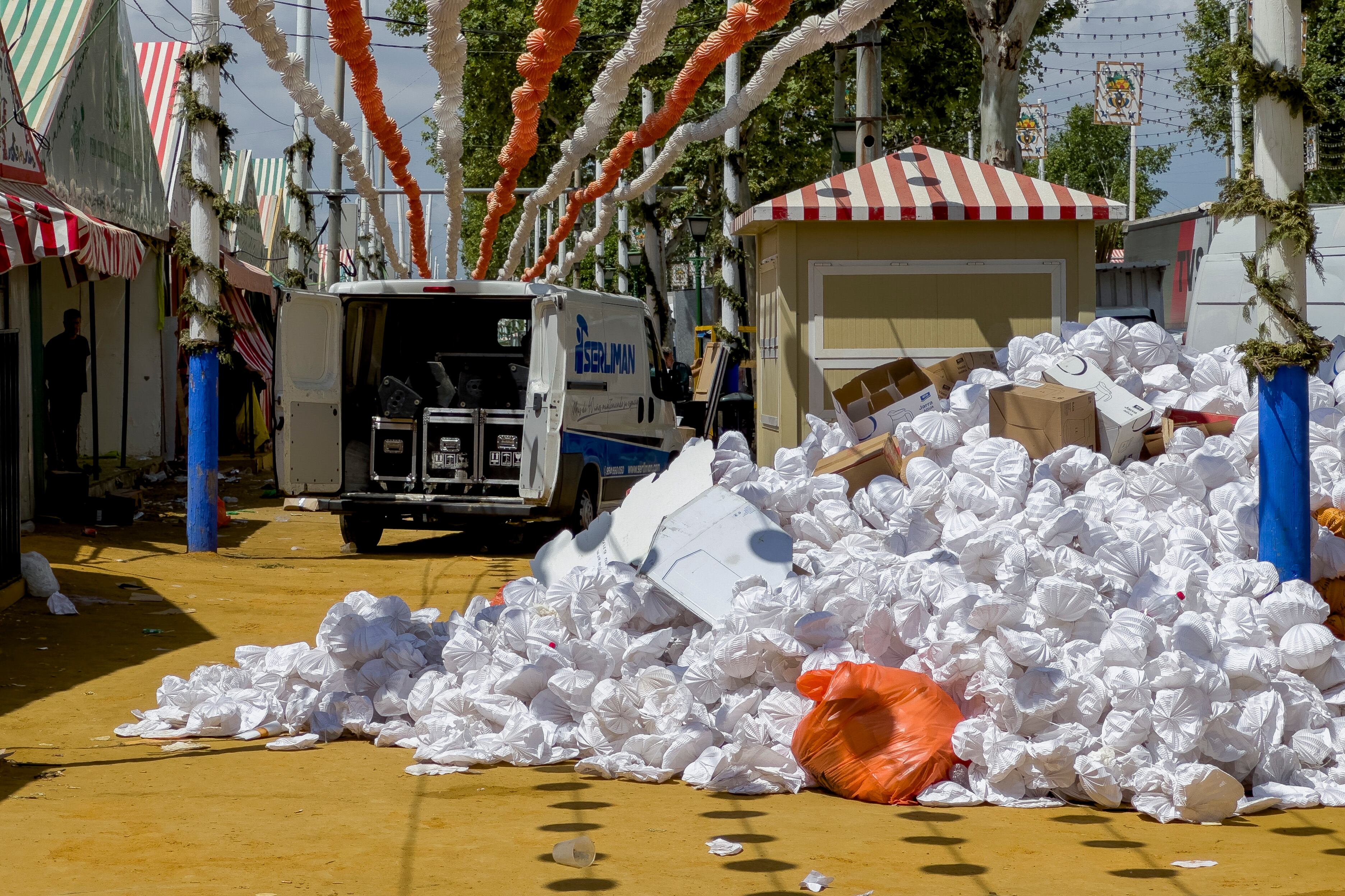 Desmontaje de la Feria de Abril de 2024 ha terminado con una afluencia de 3.146.698 personas