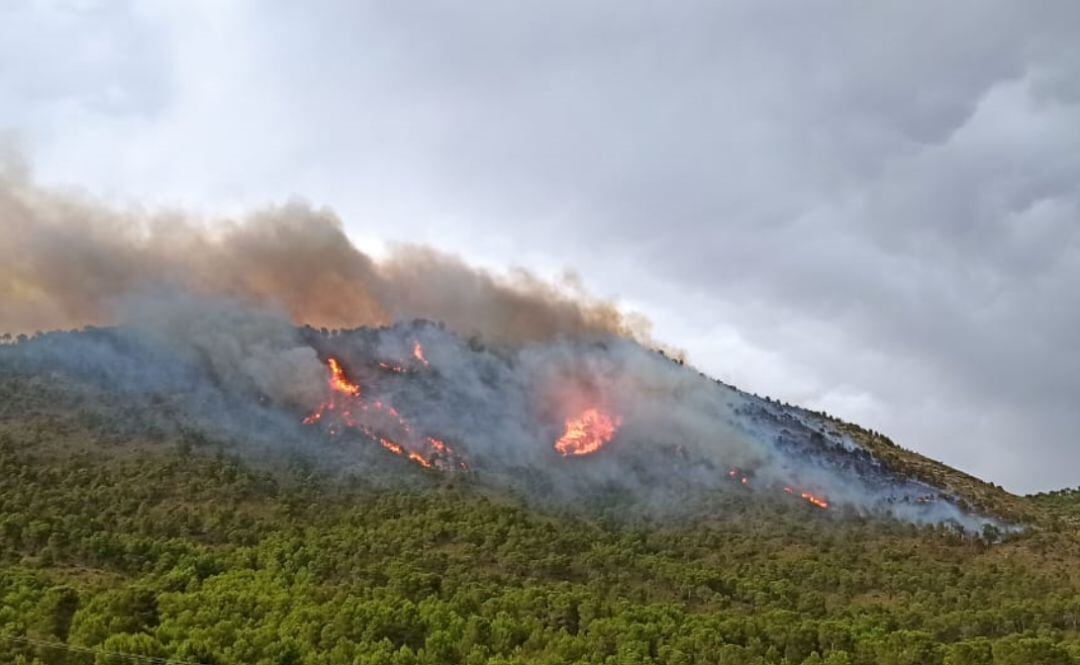 Incendio en Ayna