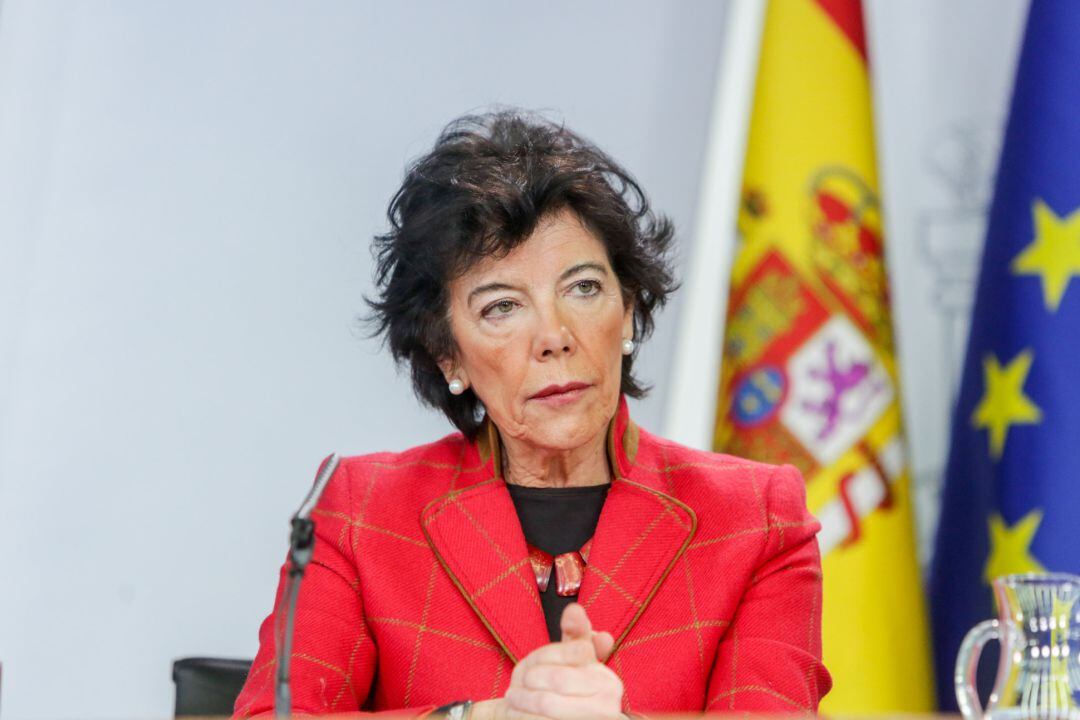 La ministra de Educación y Formación Profesional, Isabel Celaá, en enero durante una comparecencia en Moncloa.