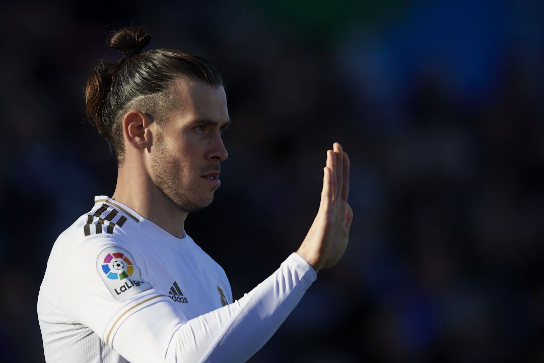 Gareth Bale efectuando uno de sus ya míticos gestos.