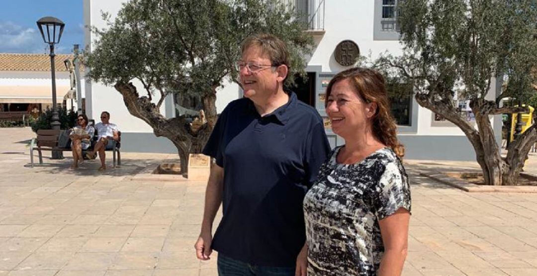 Ximo Puig y Francina Armengol, en Formentera