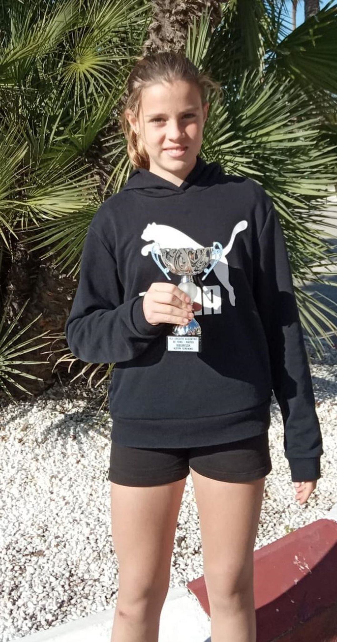 Carmen González sigue progresando en el mundo del tenis