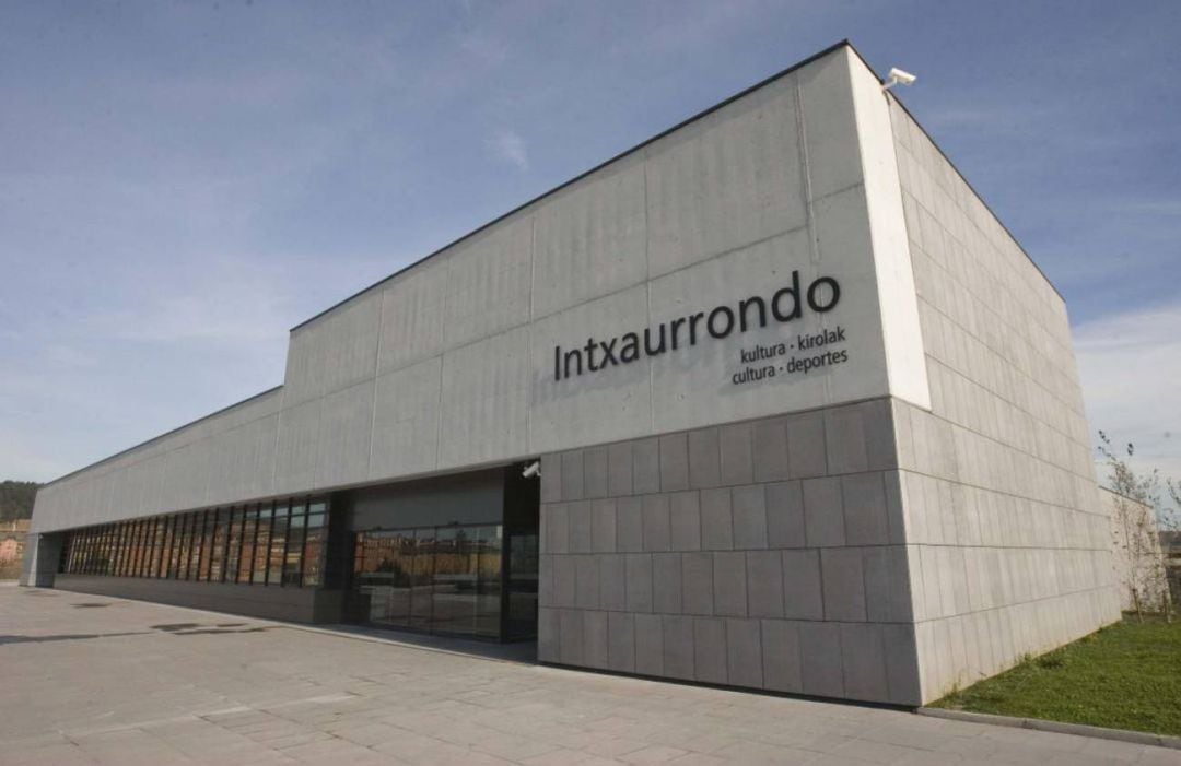 Centro cívico de Intxaurrondo.