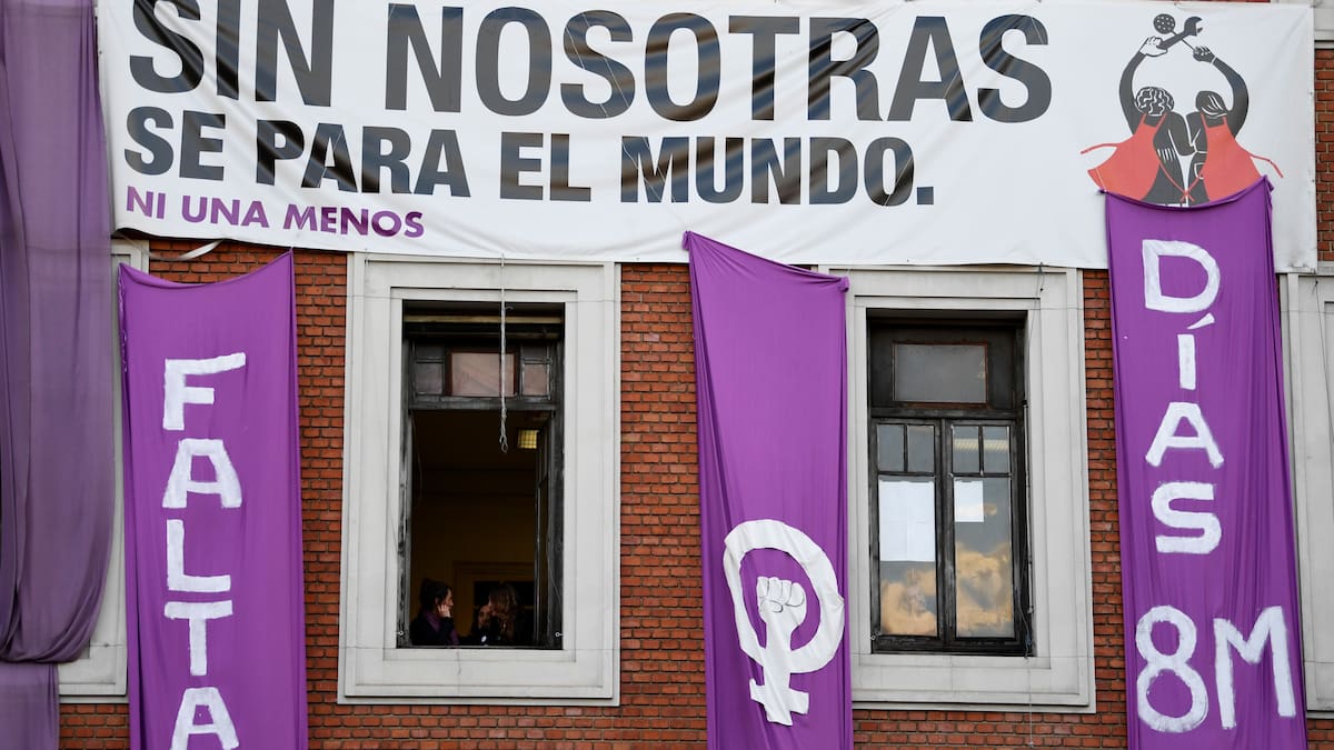 Ni rastro de mujeres: los organismos públicos más desiguales de Canarias