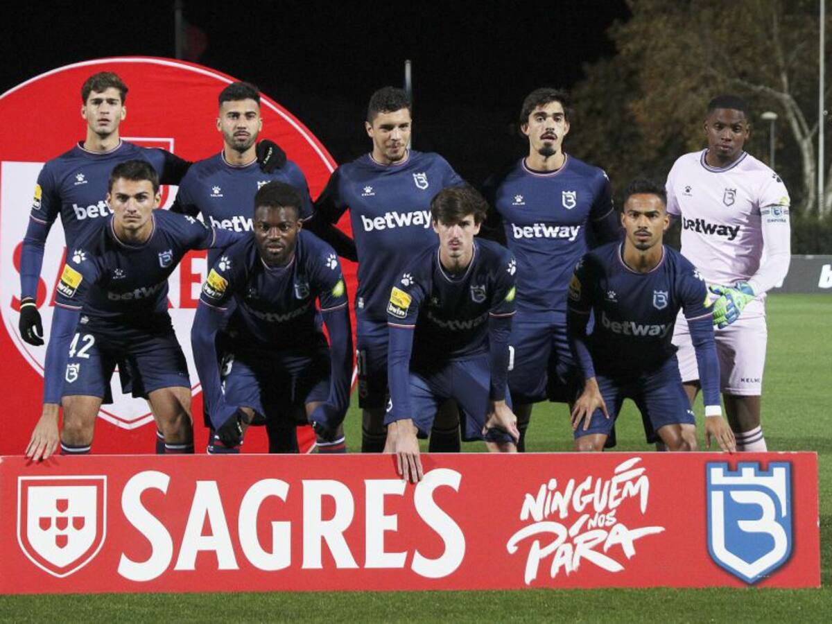 Detectan 13 casos de la variante Ómicron del coronavirus en Portugal