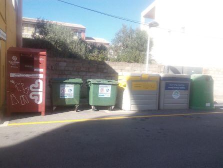 Nueva ubicación de contenedores aéreos en calle Sant Jaume.