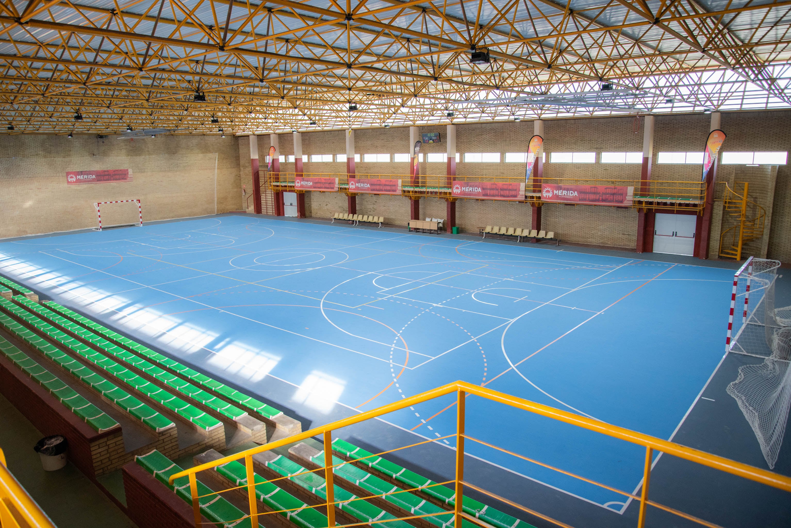 Obras remodelación Polideportivo La Paz