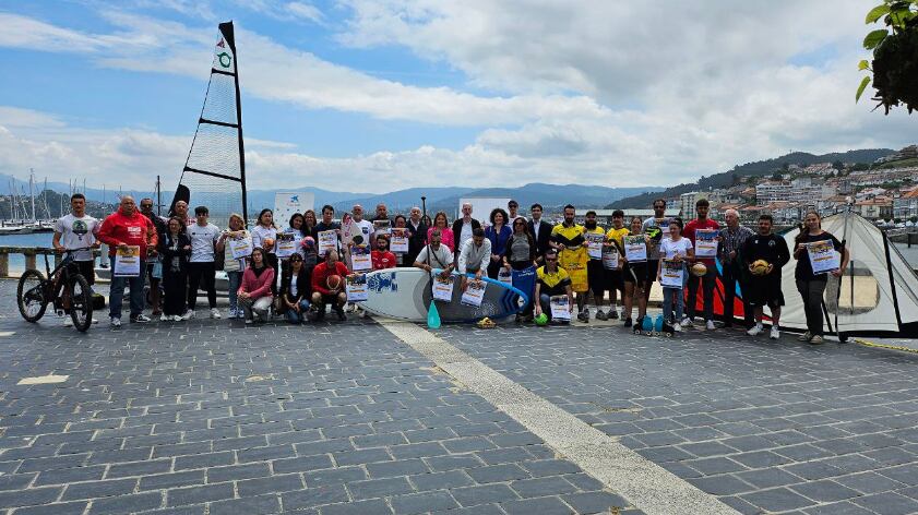 Presentación de los Campus Deportivos &quot;Caixabank - Concello de Baiona 2025&quot;