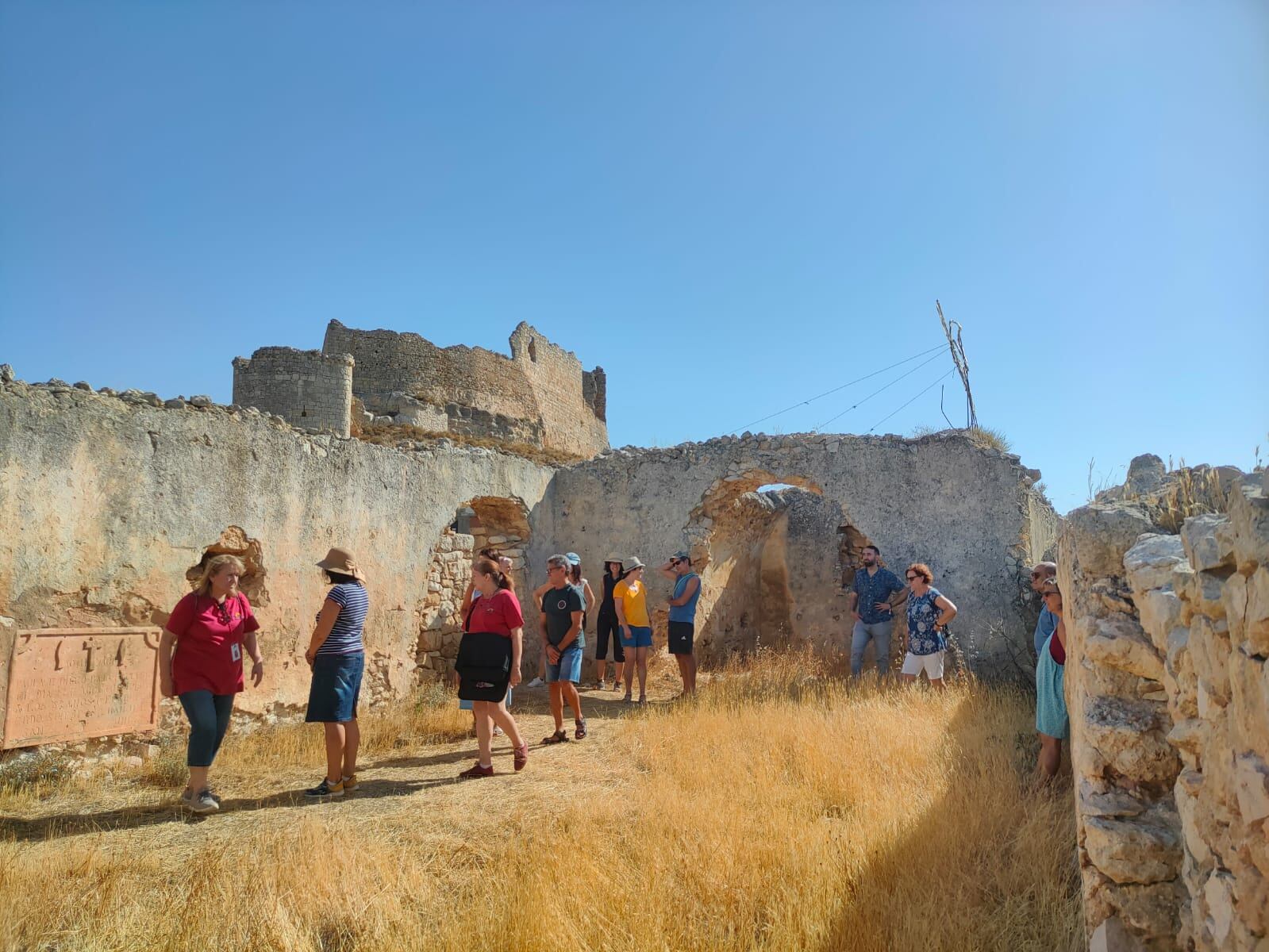 El entorno del castillo forma parte de la visita de Torregalindo