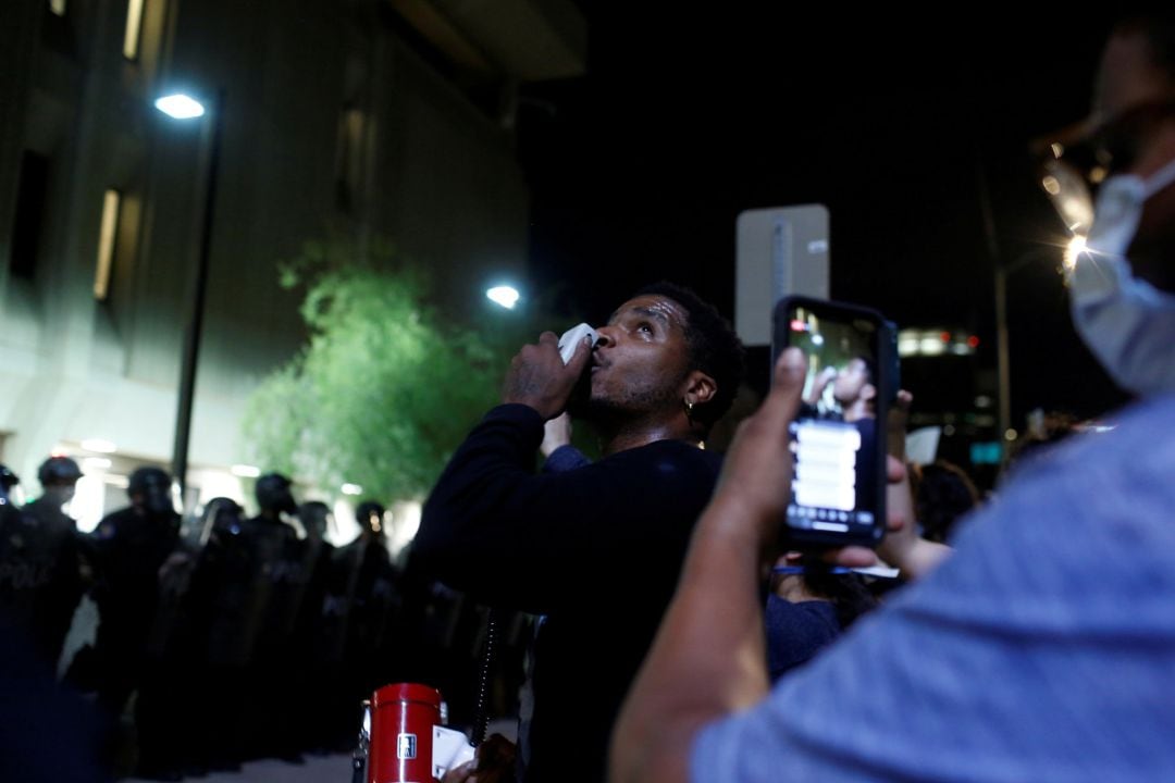 Imagenes de las protestas en Phoenix por la muerte de George Floyd