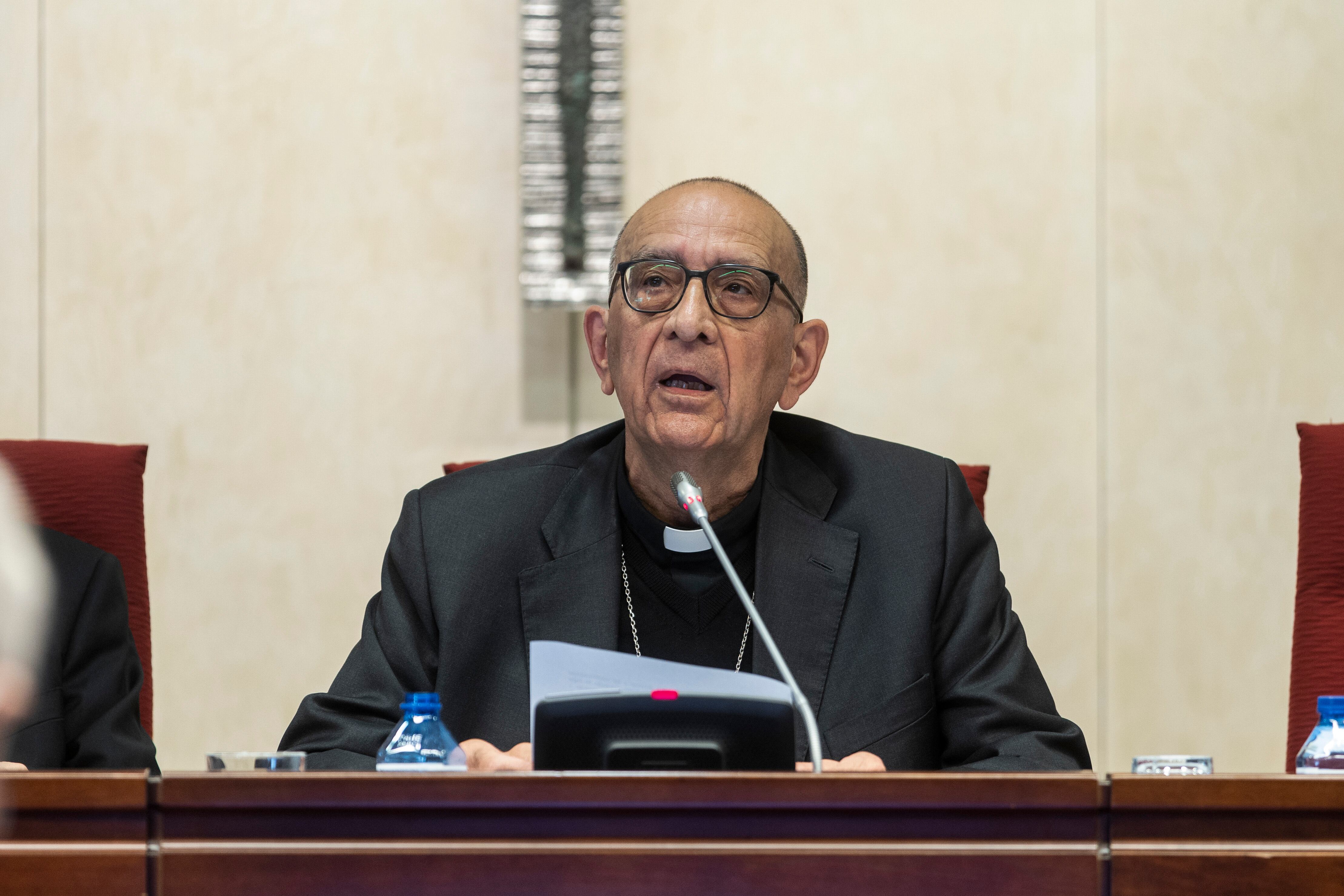 El presidente de la Conferencia Episcopal y arzobispo de Barcelona, el cardenal Juan José Omella, durante la Asamblea Plenaria de los obispos.