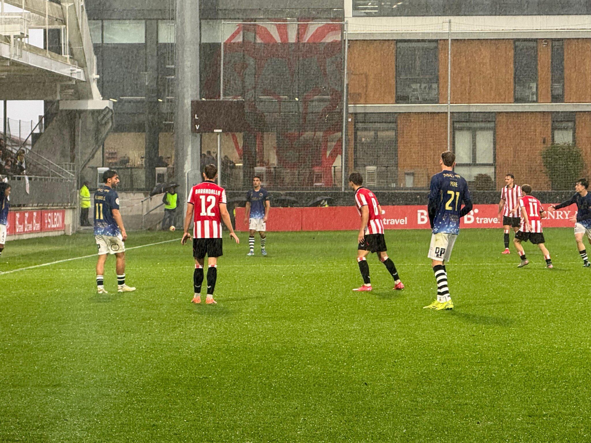 Momento del partido de Unionistas de Salamanca ante el Bilbao Athletic/UnionistasCF