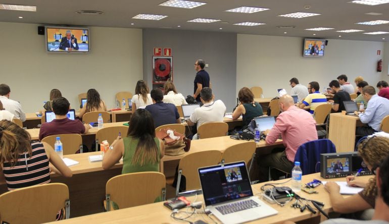 Sala de prensa en la sede de la Audiencia Nacional en San Fernando de Henares, donde testificaron los exdirigentes del PP Rodrigo Rato, Ángel Acebes y Jaime Mayor Oreja y el actual vicesecretario de política autonómica y local del partido, Javier Arenas,