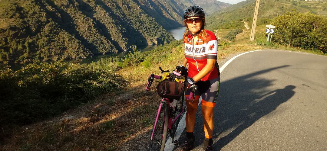 Beatriz Baeza práctica el ciclismo de larga distancia desde hace cinco años.