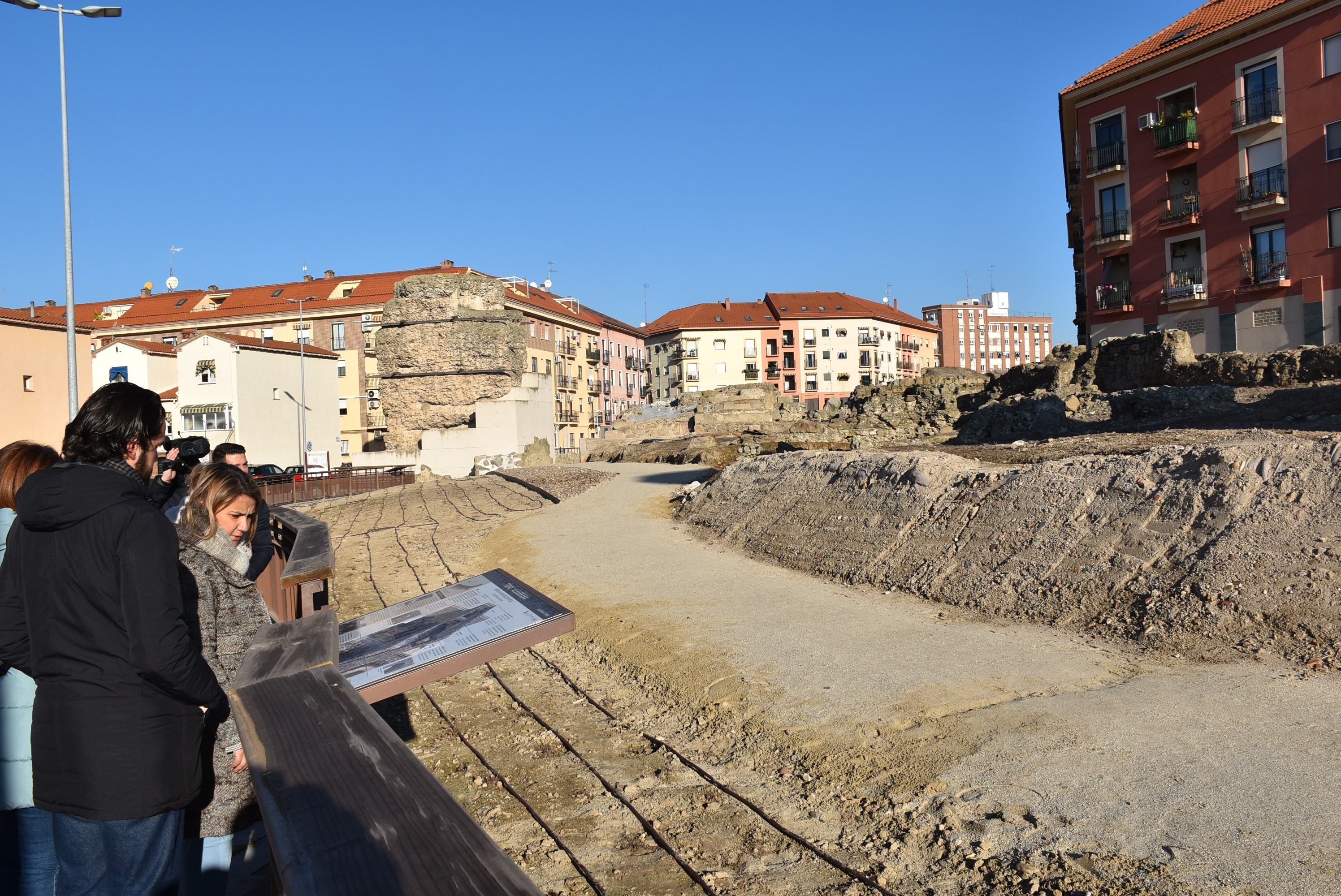 La alcaldesa visita las obras que se han llevado a cabo