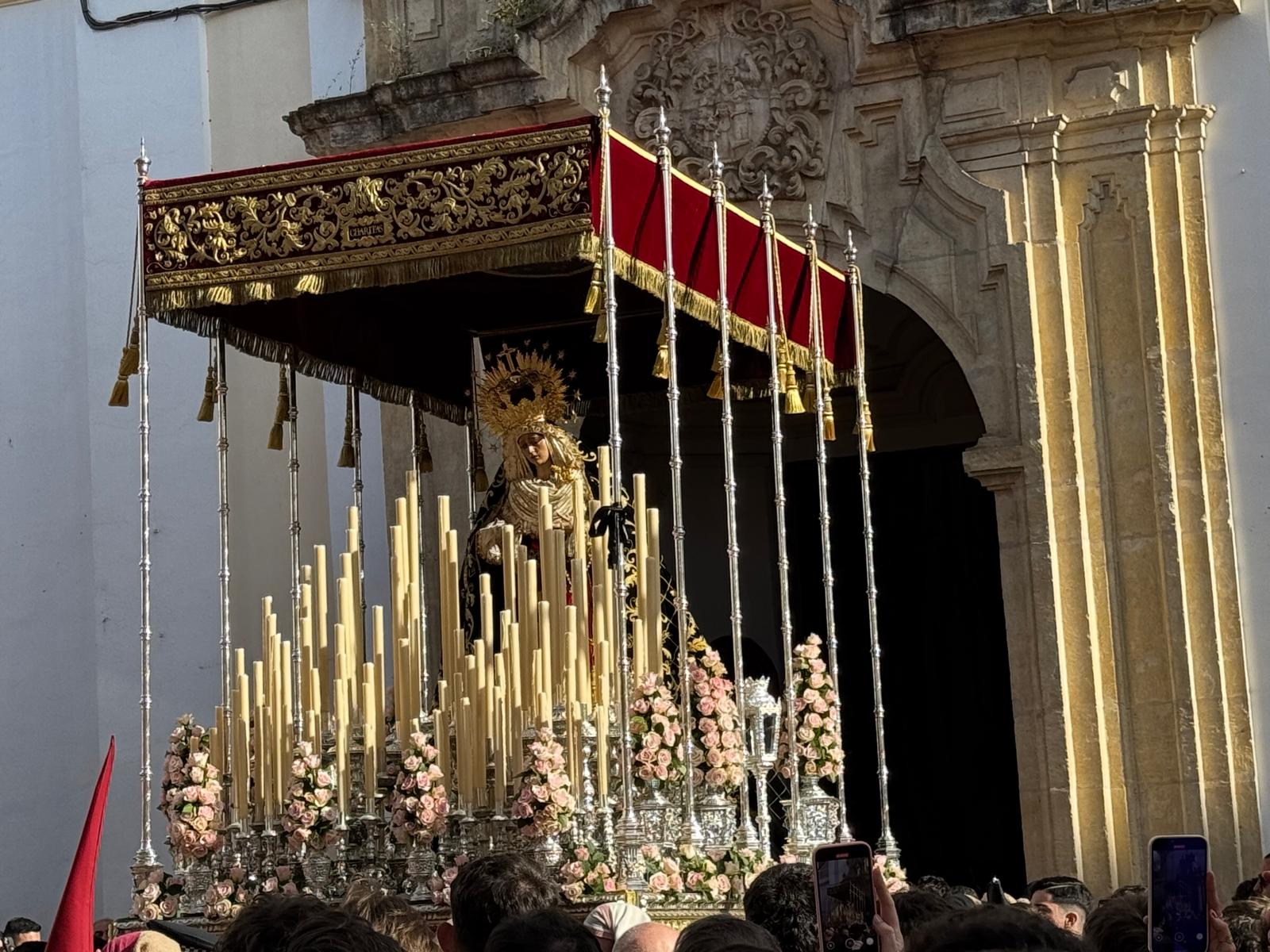 Salida de la Virgen de la Caridad (Buen Suceso)