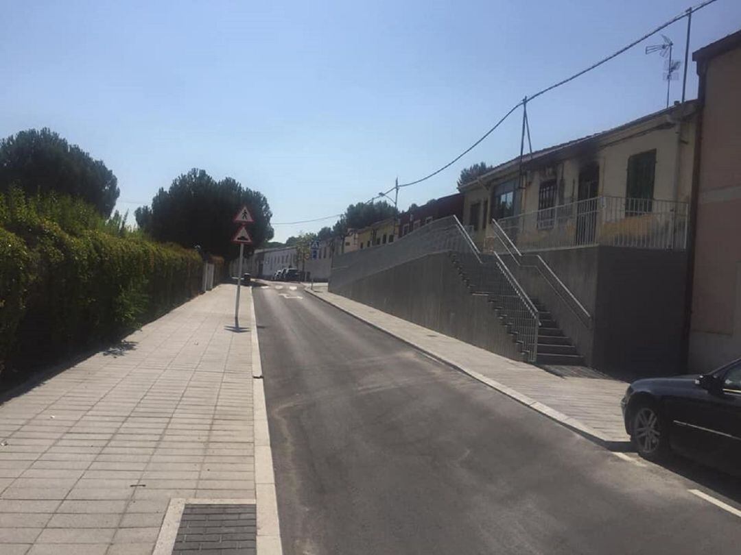 Aspecto del Camino de Moraleja una vez que han finalizado las obras de urbanización