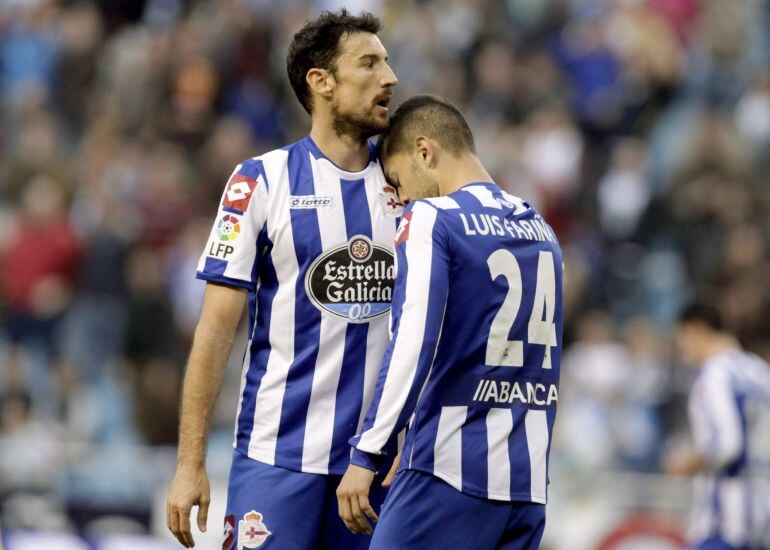 Fariña y Toché se lamentan al final del encuentro ante el Córdoba