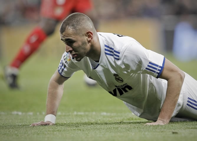 El delantero francés del Real Madrid, Karin Benzema, en un momento del partido frente al Sevilla