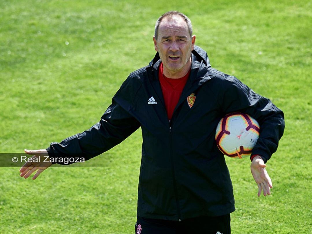 Víctor Fernández durante un entrenamiento en la Ciudad Deportiva