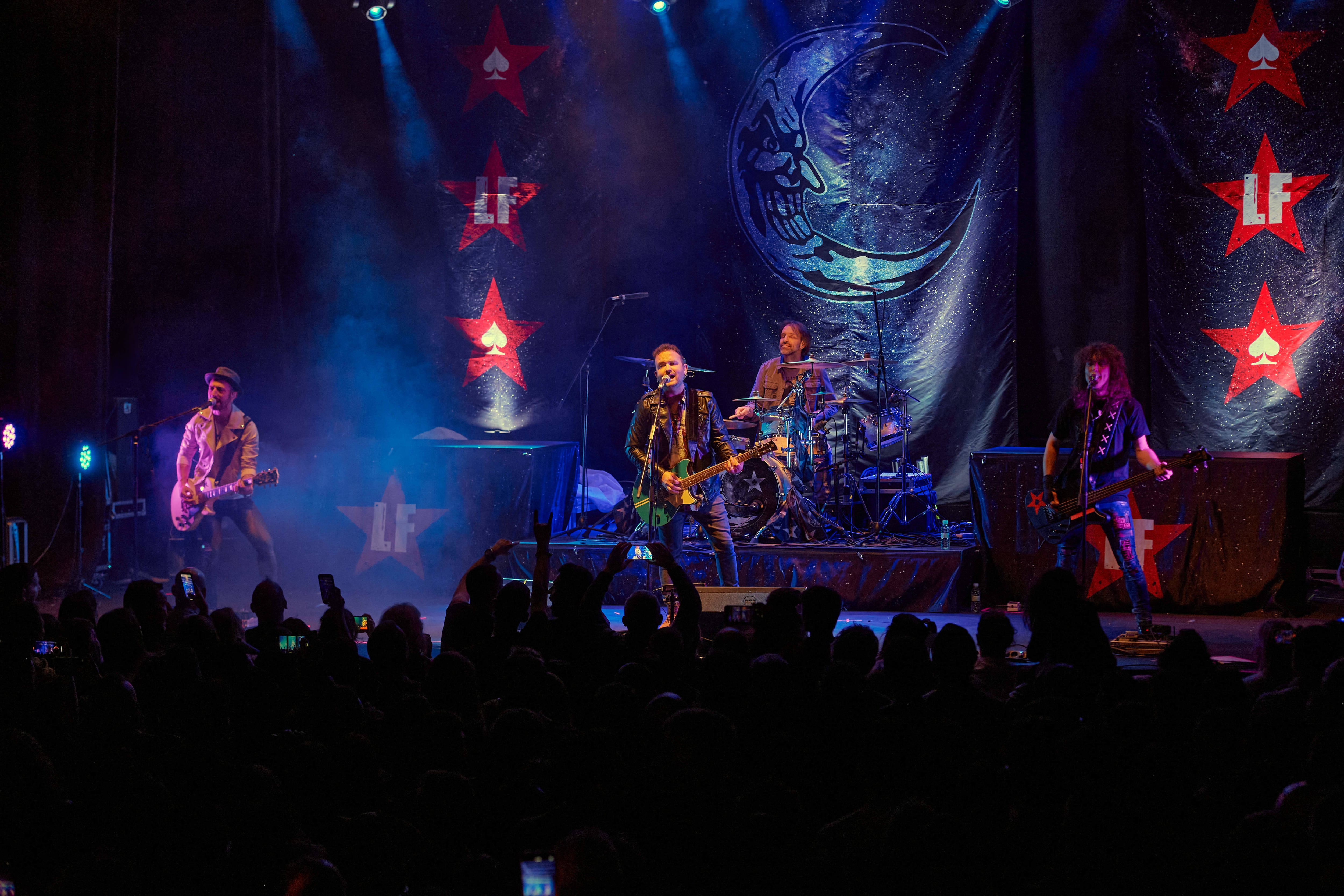 La Fuga es un grupo con más de 500 conciertos a sus espaldas en una decena de giras y 14 discos publicados hasta la fecha