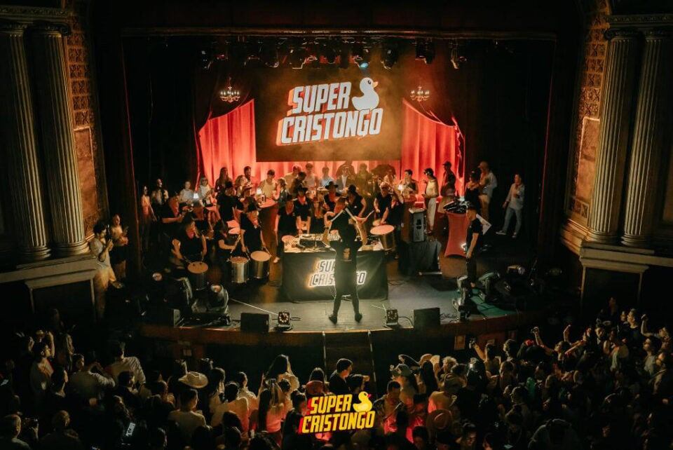 Imagen de una fiesta del Super Cristongo