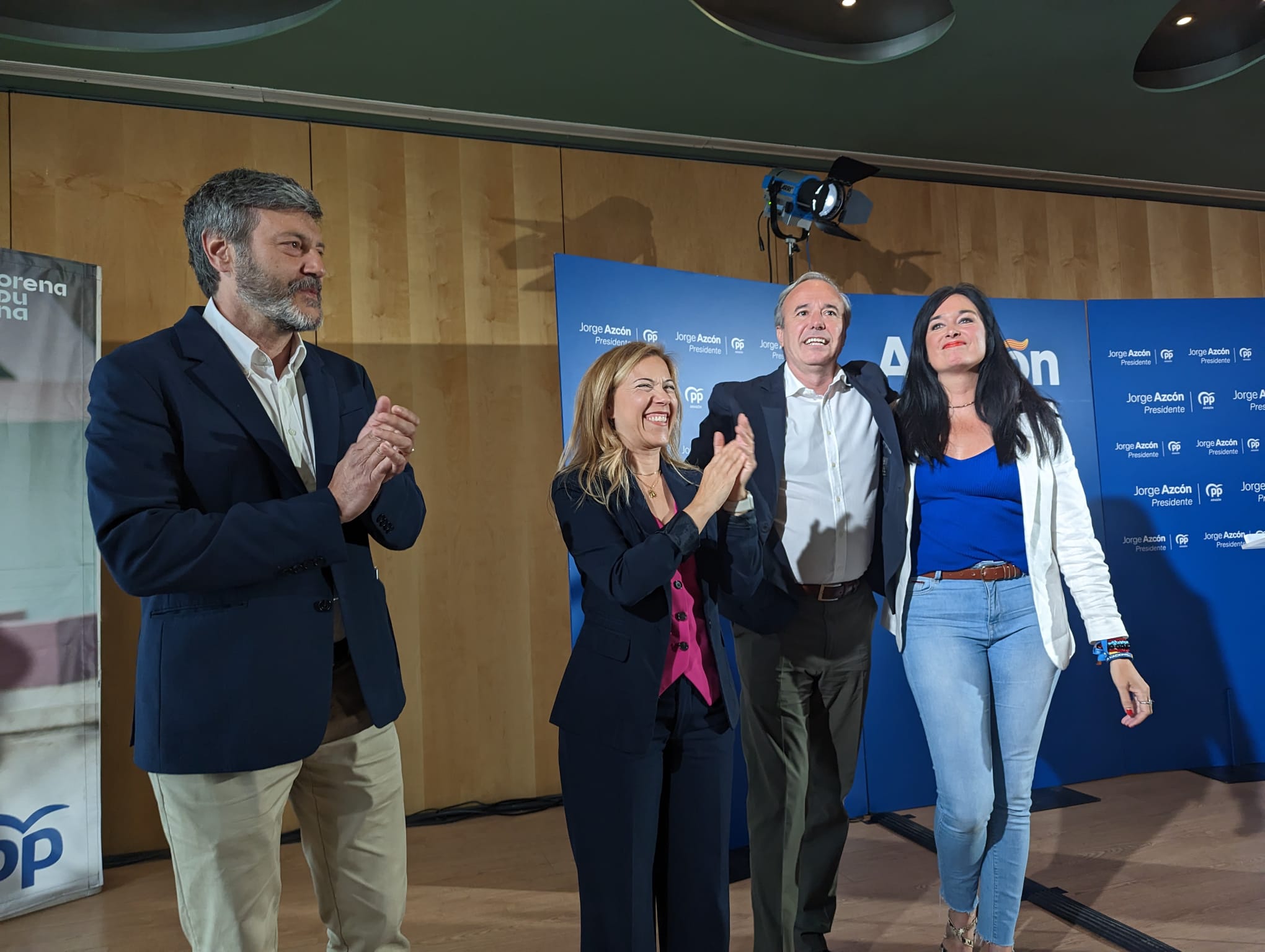 Jorge Azcón junto a Gerardo Oliván, Ana Alós y Lorena Orduna