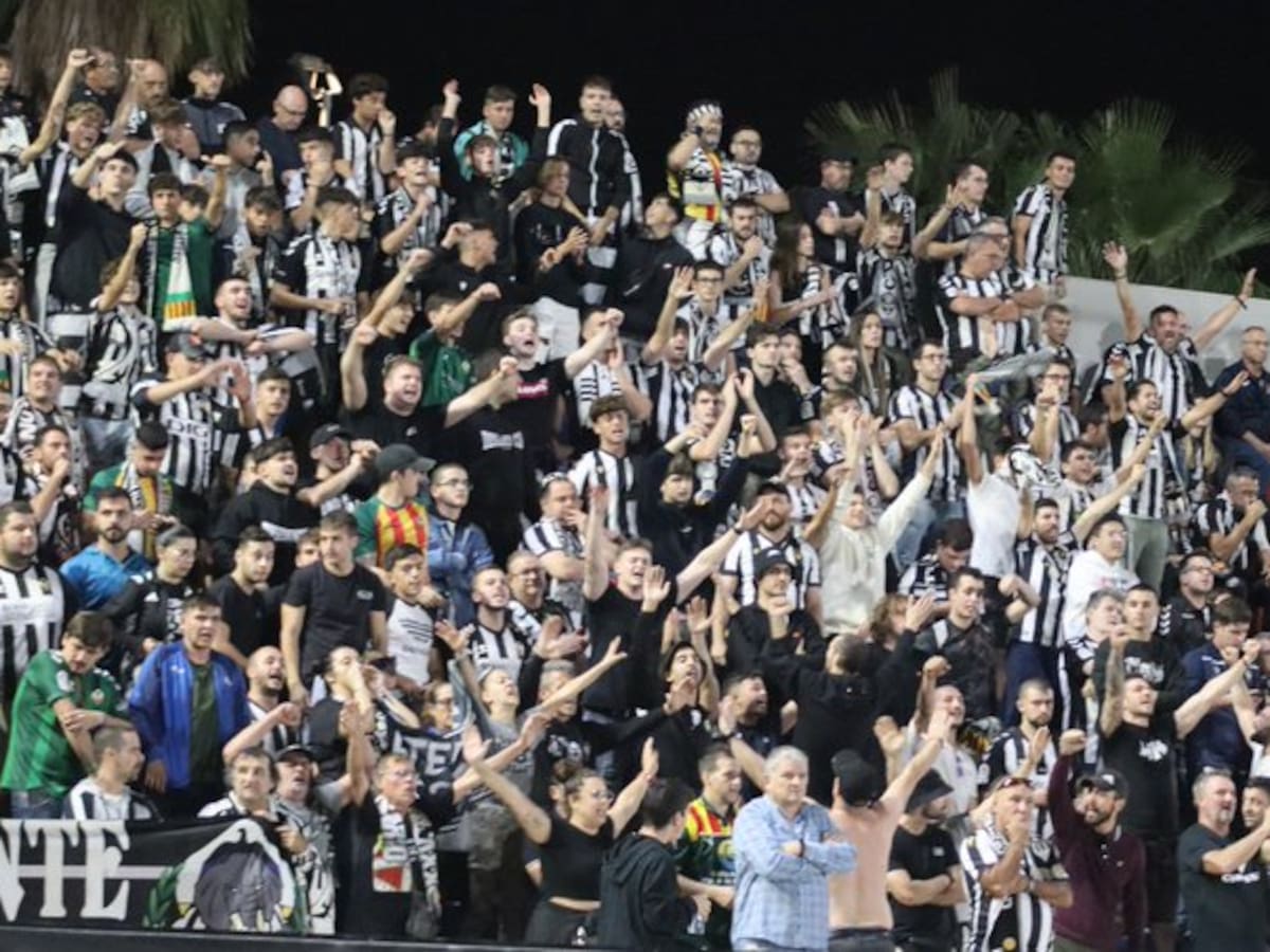 La afición del C.D.Castellón ha adquirido más de 400 entradas para acompañar al equipo a Tarragona