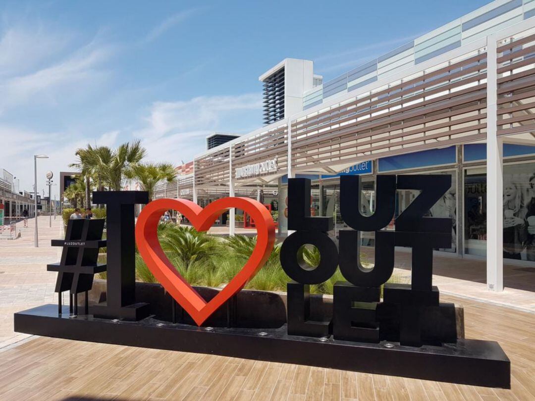 LUZ Shopping tambén colabora en la lucha contra el COVID-19