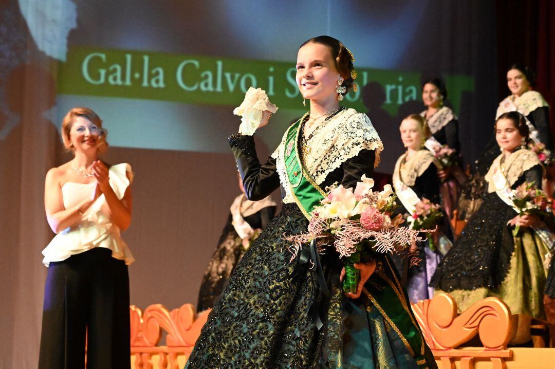 Gal·la Calvo, reina infantil de las Fiestas de la Magdalena. 
