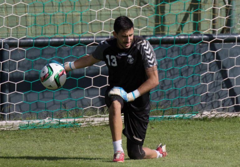 El meta durante un entrenamiento