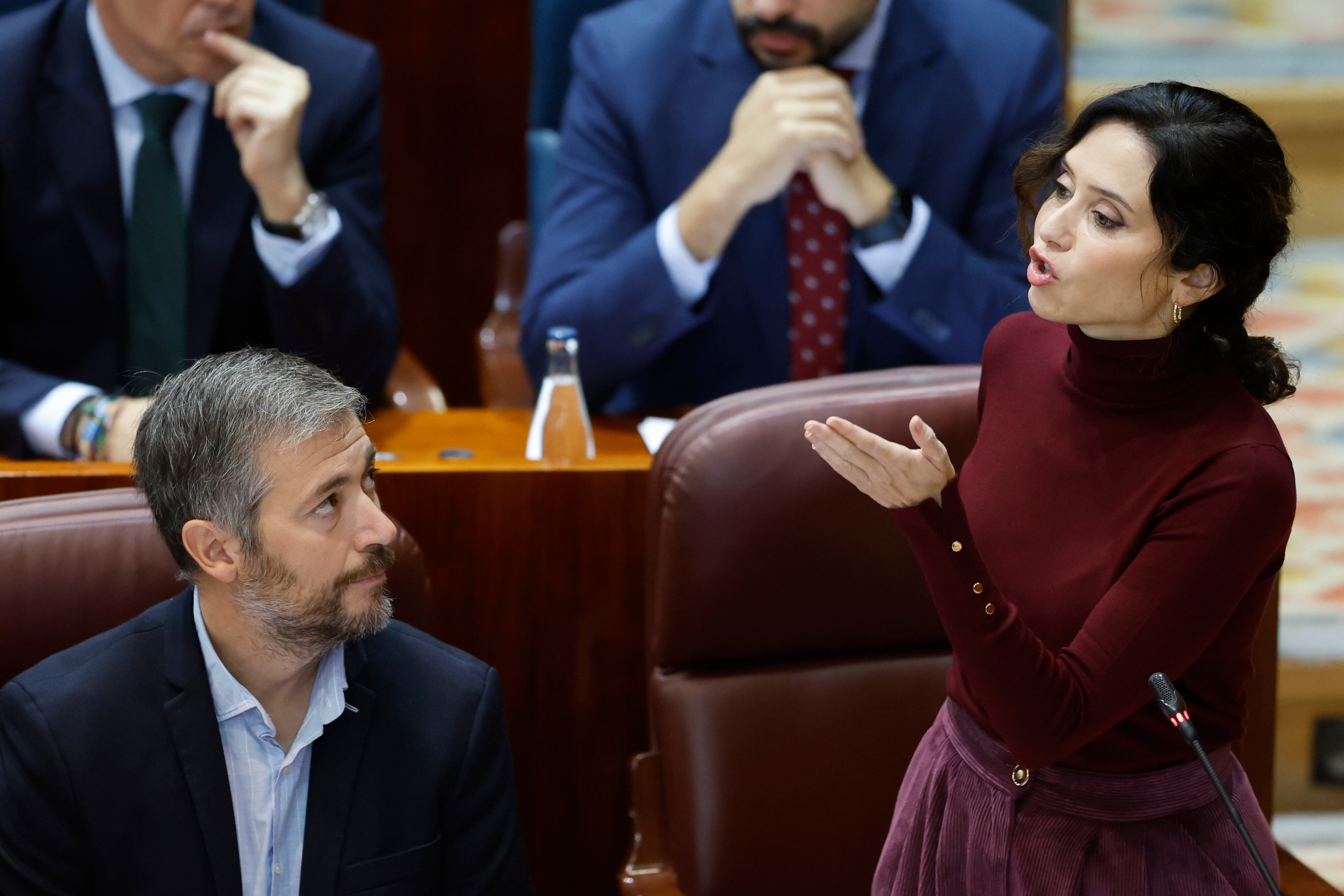 La presidenta regional, Isabel Díaz Ayuso interviene en el pleno de la Asamblea de Madrid, este jueves.
