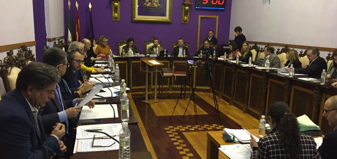 Uno de los plenos celebrados en el Ayuntamiento de Jaén previo a la declaración de estado de alarma por parte del Gobierno de España.