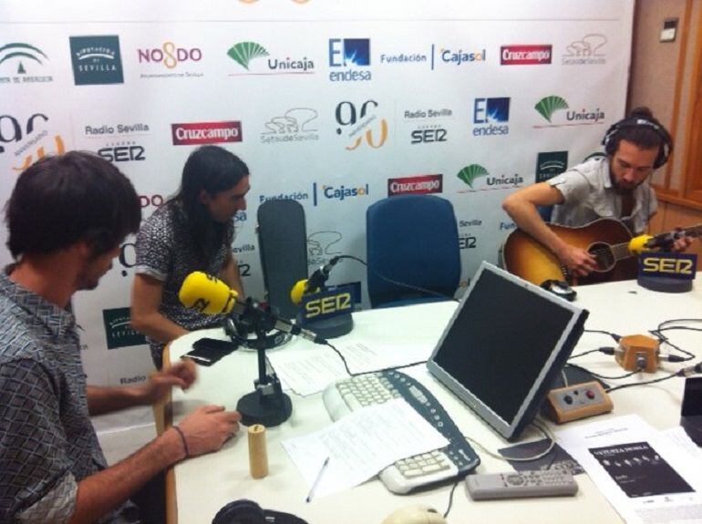 Vetusta Morla en los estudios de Radio Sevilla